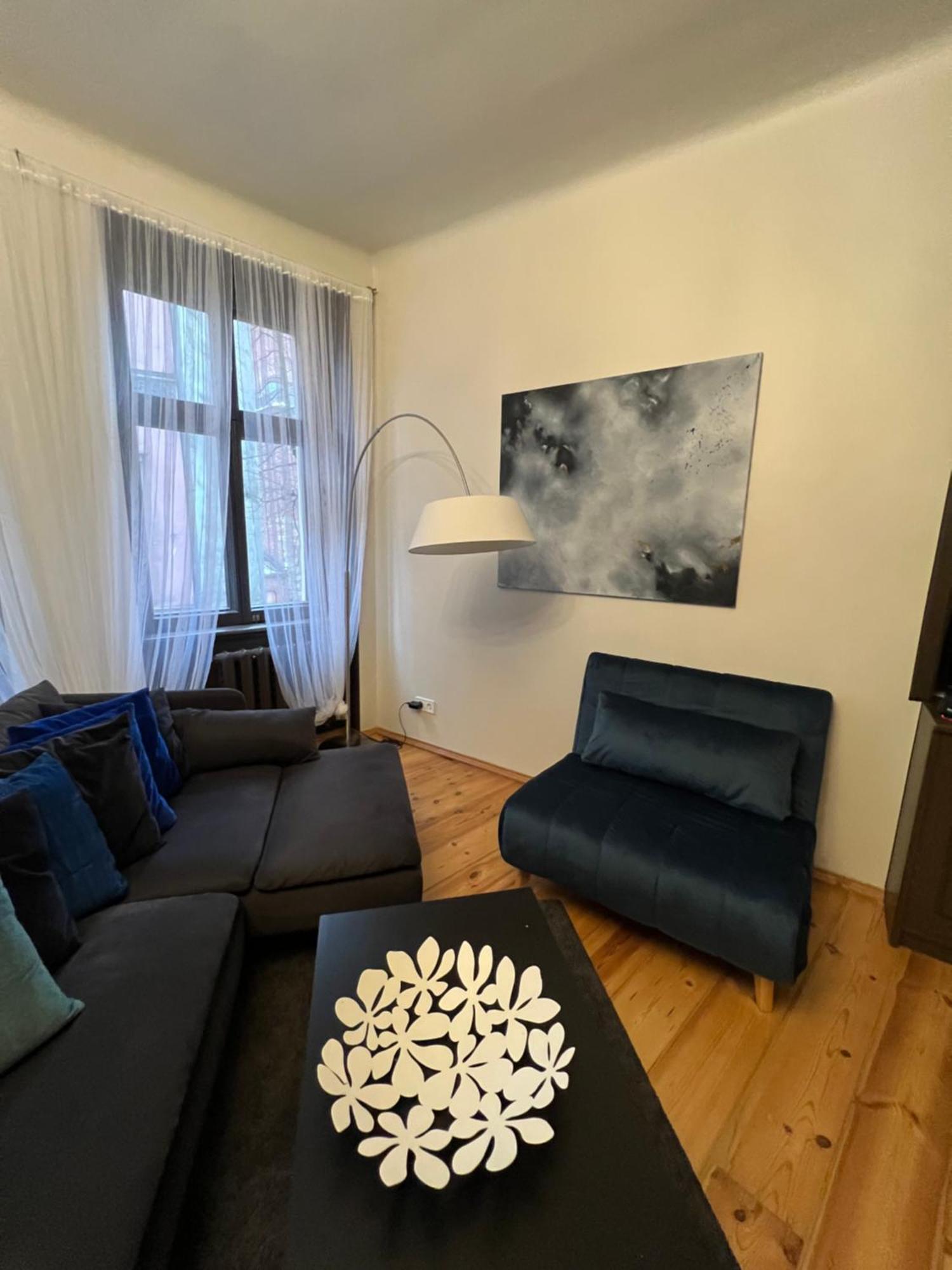 Doma Square Apartment 2, In The Heart Of Old Town Riga Esterno foto