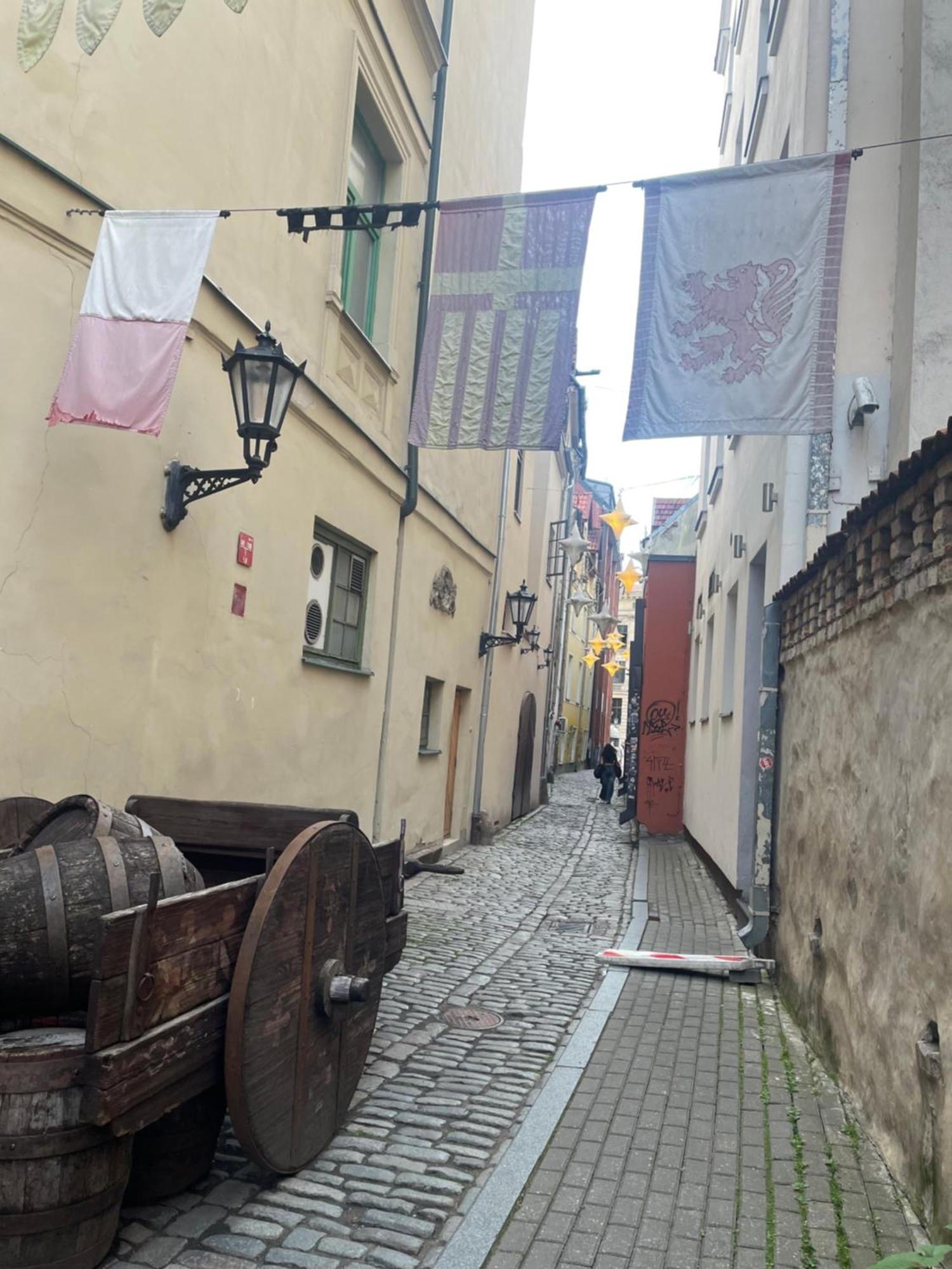 Doma Square Apartment 2, In The Heart Of Old Town Riga Esterno foto