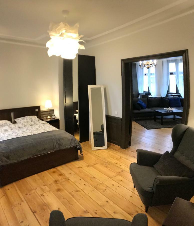 Doma Square Apartment 2, In The Heart Of Old Town Riga Esterno foto