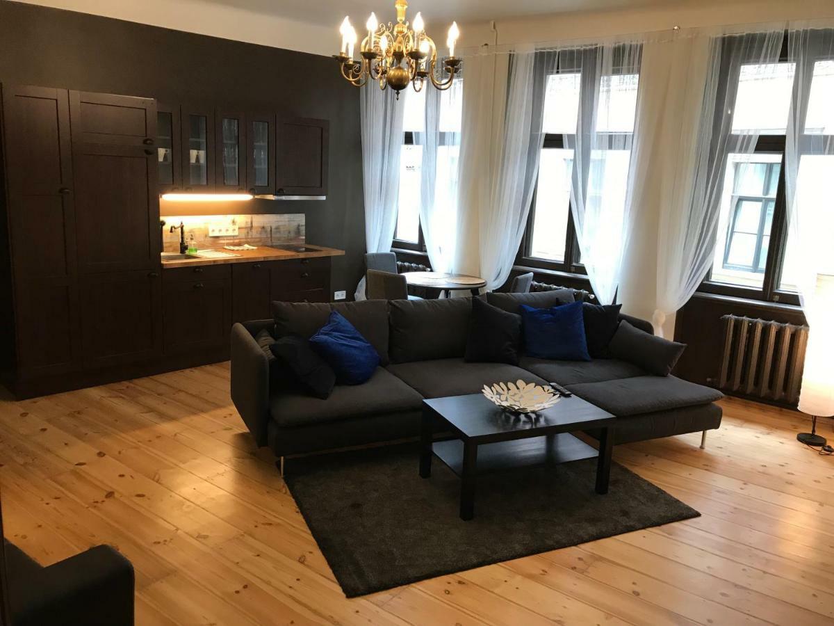Doma Square Apartment 2, In The Heart Of Old Town Riga Esterno foto